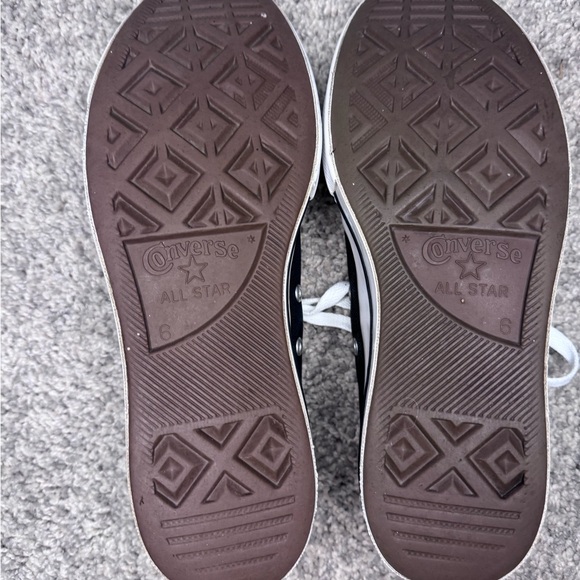 Converse Classic Black and White Low-Tops - Picture 7 of 8